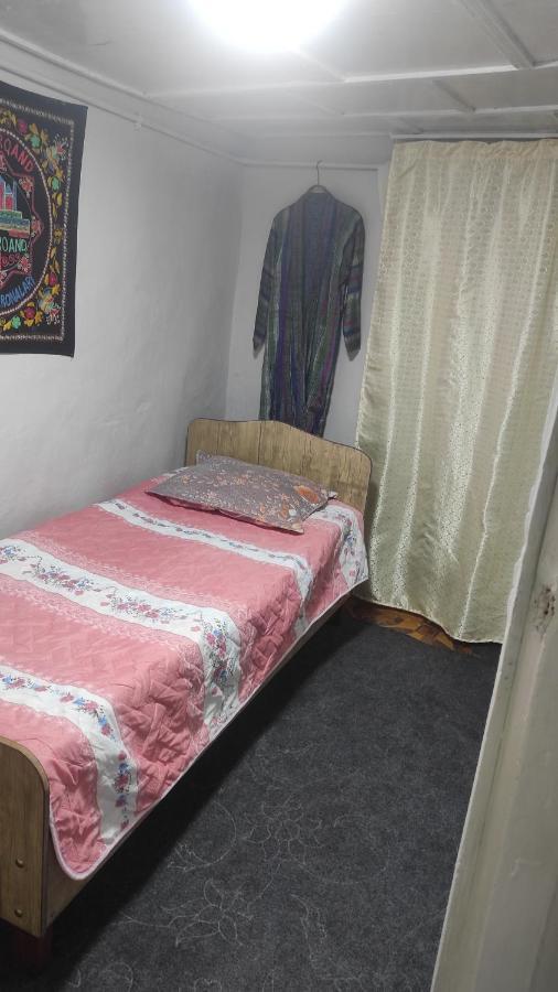 Tasmin Mexr Hostel Samarkand Esterno foto